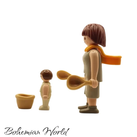 Mujer de las Cavernas con niño - Series 1 5204 Izquierda