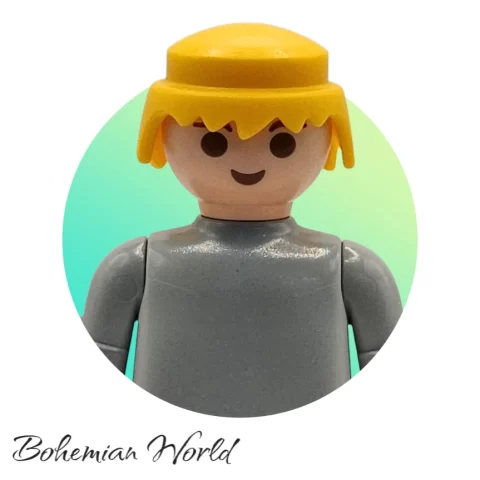 Newsboy - Series 13 9332 Perfil