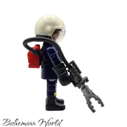 serie22-70734-Rescatista-507-3Right Bombero de Rescate Vehicular - Playmobil Figures - Series 22 70734 Derecha